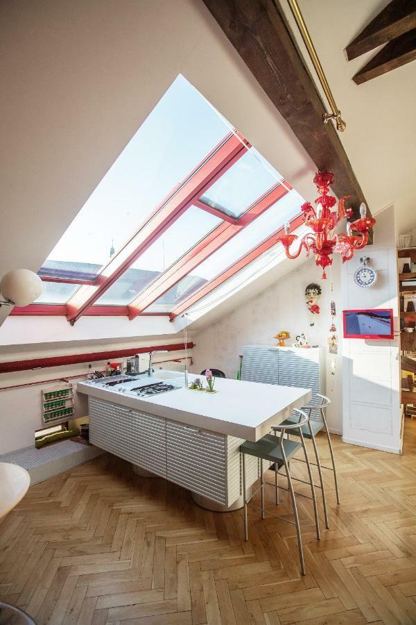Unique Luxury Loft With Terrace In Old Town Praga Exterior foto